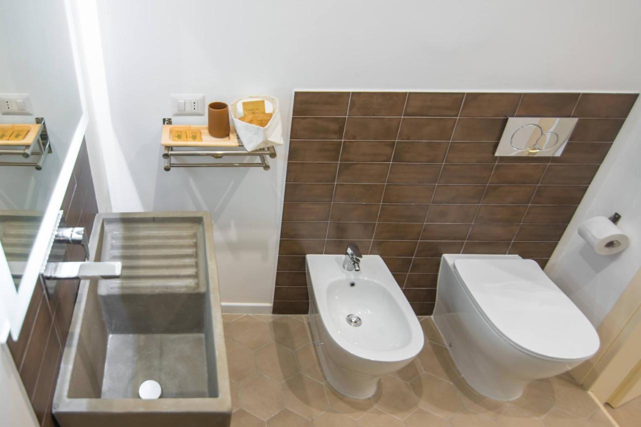 Dimora Di Levante- Ortigia Holidays Syrakusa Exteriör bild